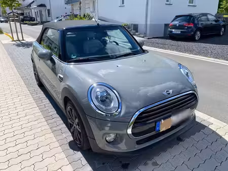 Mini Cabrio Cooper 1.5 136
