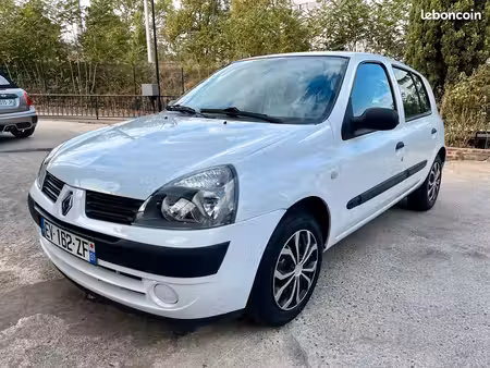 Renault Clio 1.2 75