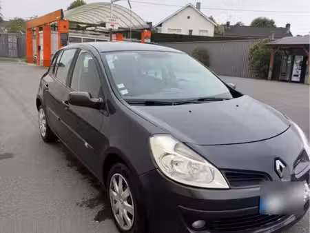 Renault Clio 1.4 98