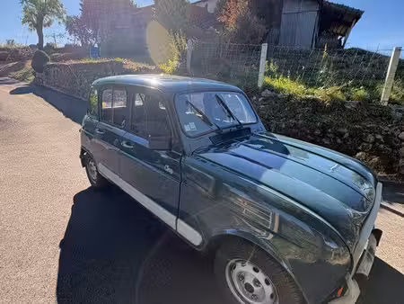 Renault R4 4L