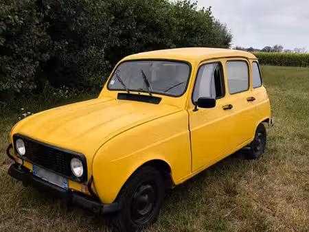 Renault R4 4L