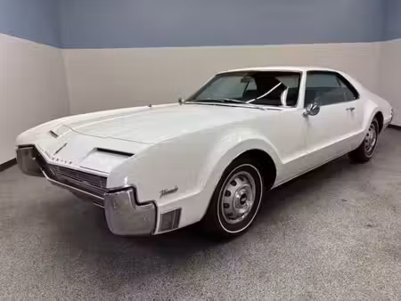 Oldsmobile Toronado 