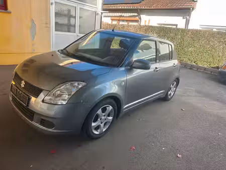 Suzuki Swift 1.3 92