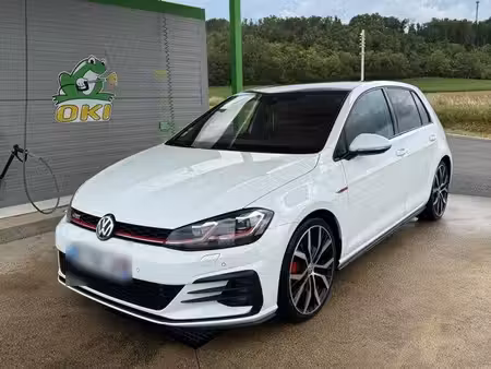 Volkswagen Golf GTI 2.0