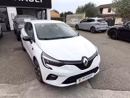 Renault Clio E-Tech 1.6 140 Limited