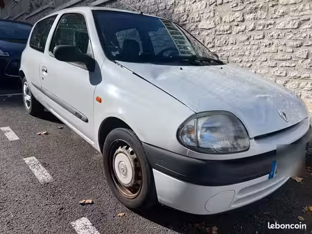 Renault Clio 1.9 D 55