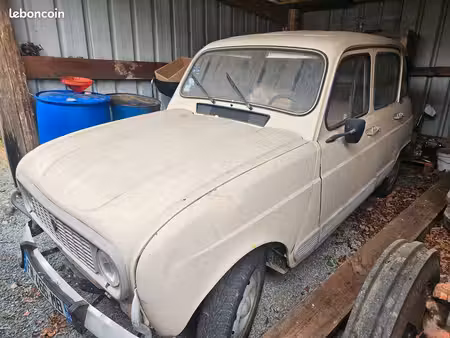 Renault R4 4L