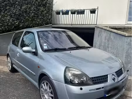 Renault Clio RS 2.0 172