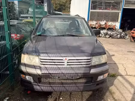 Mitsubishi Space Wagon 2.0