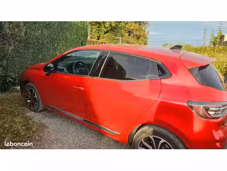 Renault Clio E-Tech 1.6 145 Techno