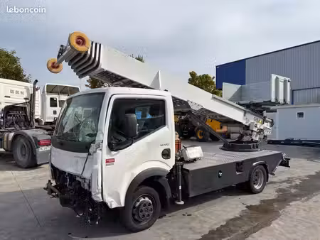 Renault Maxity