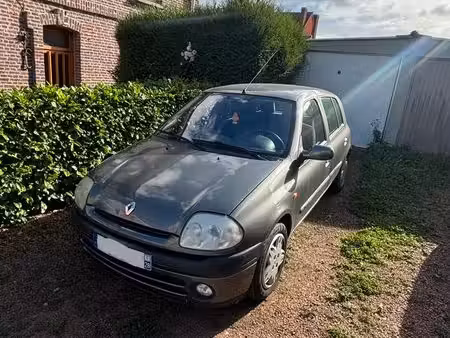 Renault Clio 1.4 98 RXT