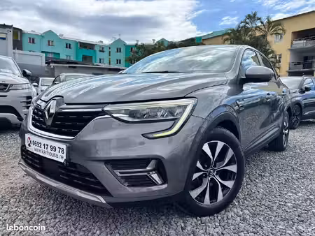 Renault Arkana E-Tech 1.6 145 Équilibre