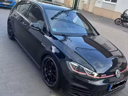 Volkswagen Golf GTI 2.0 Performance