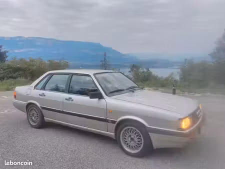 Audi 90 2.2