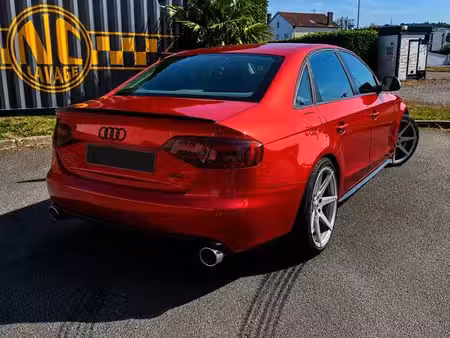 Audi A4 V6 3.2 FSI 265