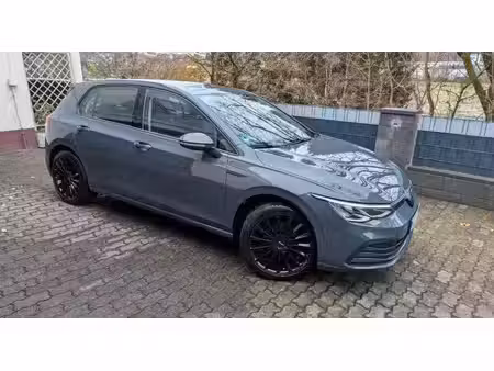 Volkswagen Golf 1.5 TSI 150 R-Line