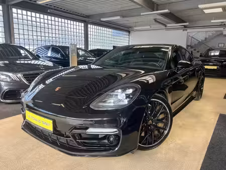 Porsche Panamera GTS V8 4.0 460 4x4