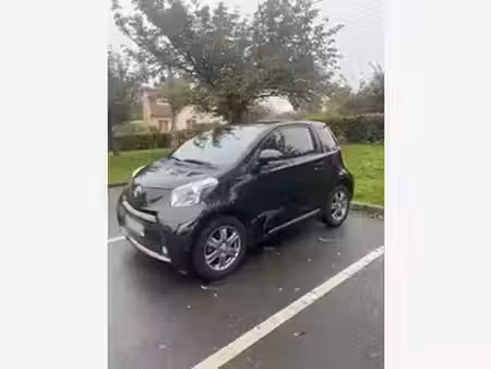 Toyota IQ 1.0 VTi 68