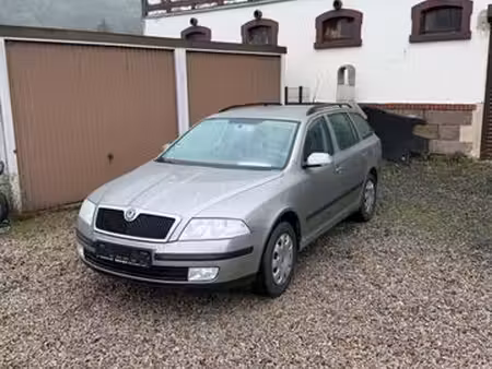 Škoda Octavia 1.6 102