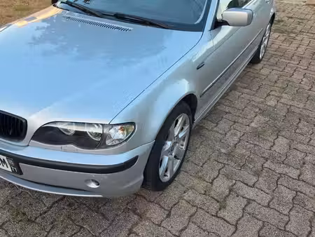 BMW Série 3 330d 3.0 204
