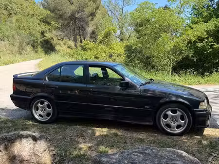 BMW Série 3 325d 2.5 143