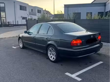 BMW Série 5 530d 3.0 193