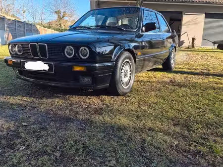 BMW Série 3 325i