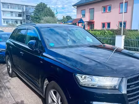Audi Q7 V6 3.0 S line quattro