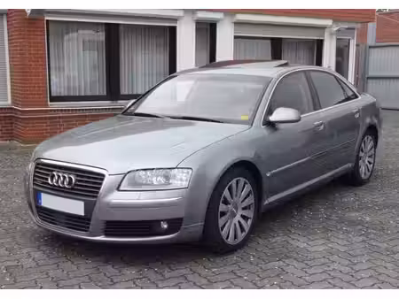 Audi A8 V8 4.2 FSI quattro