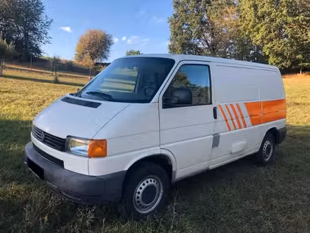 Volkswagen Transporter T4 2.5 TDI 88