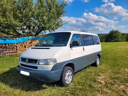 Volkswagen Transporter T4 2.5 TDI 102