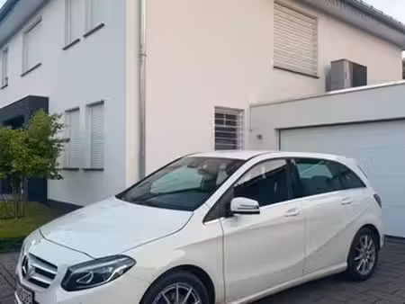 Mercedes-Benz Classe B B 200