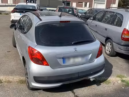 Peugeot 207 1.6 HDi 110