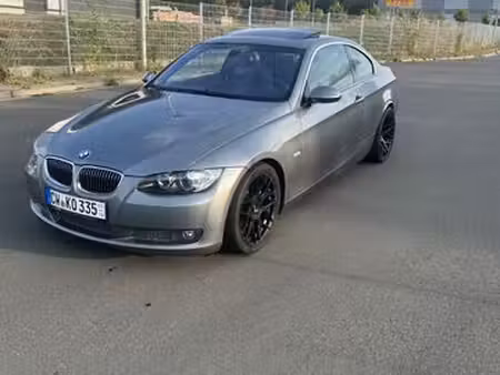 BMW Série 3 335i 3.0 306
