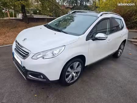 Peugeot 2008 1.2 VTi 110