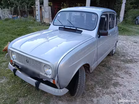 Renault R4 4L