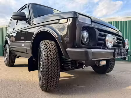 Lada Niva 1.7 83