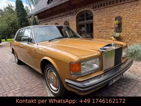Rolls-Royce Silver Spirit