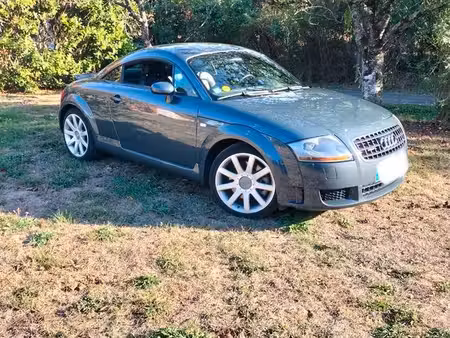 Audi TT V6 3.2 250 quattro