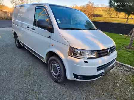 Volkswagen Transporter T5 2.0 TDI 140