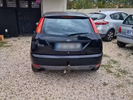 Ford Focus 1.6 100
