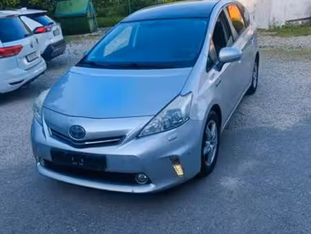 Toyota Prius+ 1.8 99