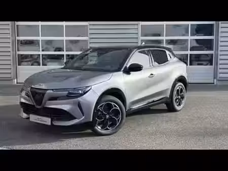 Alfa Romeo Junior Ibrida 1.2 145
