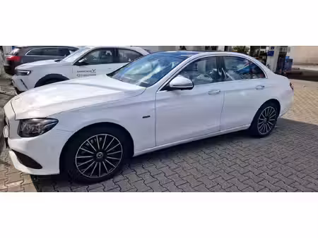 Mercedes-Benz Classe E E 300 2.0 211