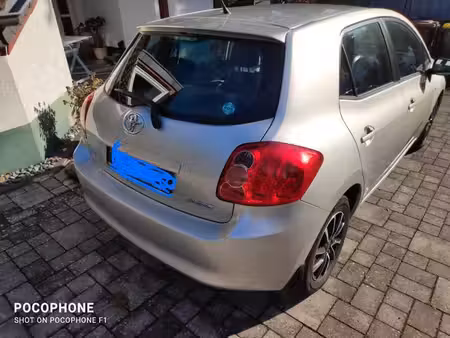 Toyota Auris 1.4 90