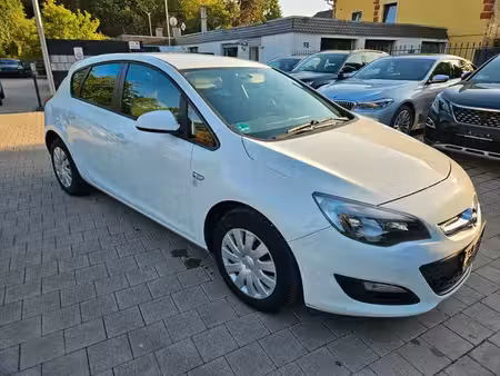 Opel Astra 1.6 200 Selection