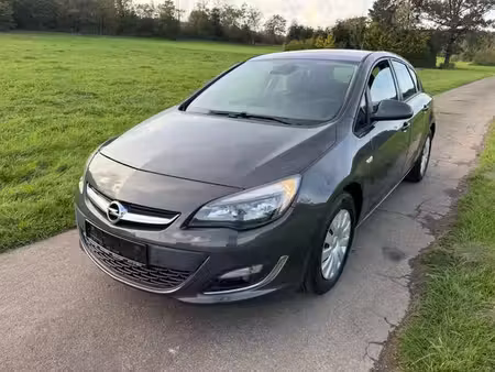 Opel Astra 2.0 165 Edition