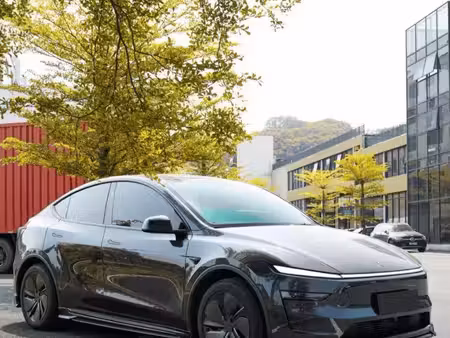 Tesla Model Y Grande Autonomie