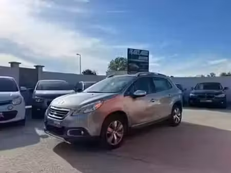 Peugeot 2008 1.6 HDi 115 Allure